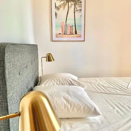 Découvrez La   the View  *