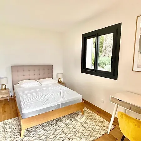 Découvrez La   the View  Cavalaire-sur-Mer