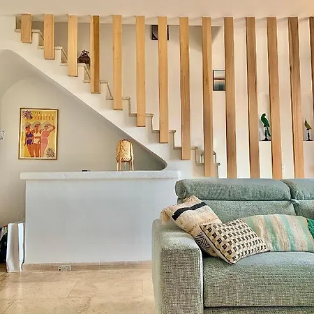 Découvrez La   the View  * Cavalaire-sur-Mer