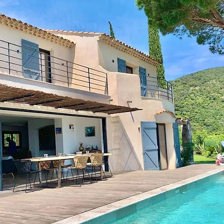 Découvrez La   the View  *